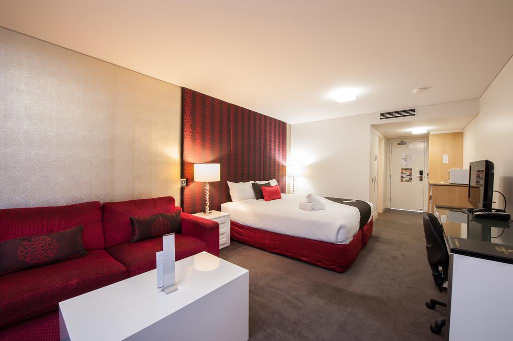 City Golf Club Motel Тувумба Экстерьер фото