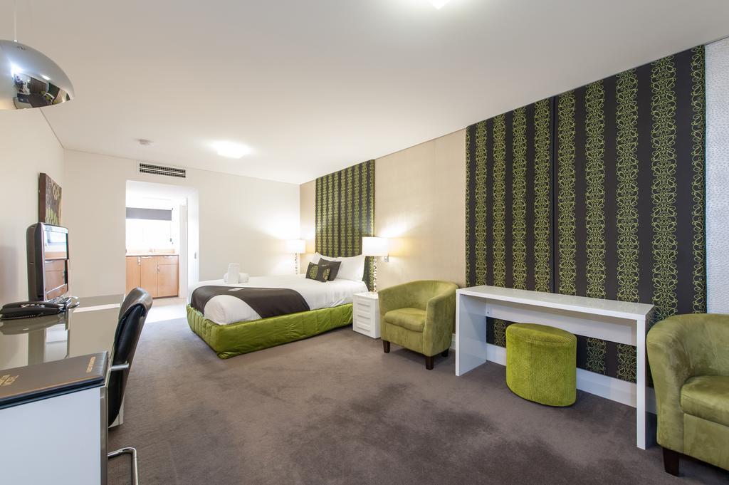 City Golf Club Motel Тувумба Экстерьер фото